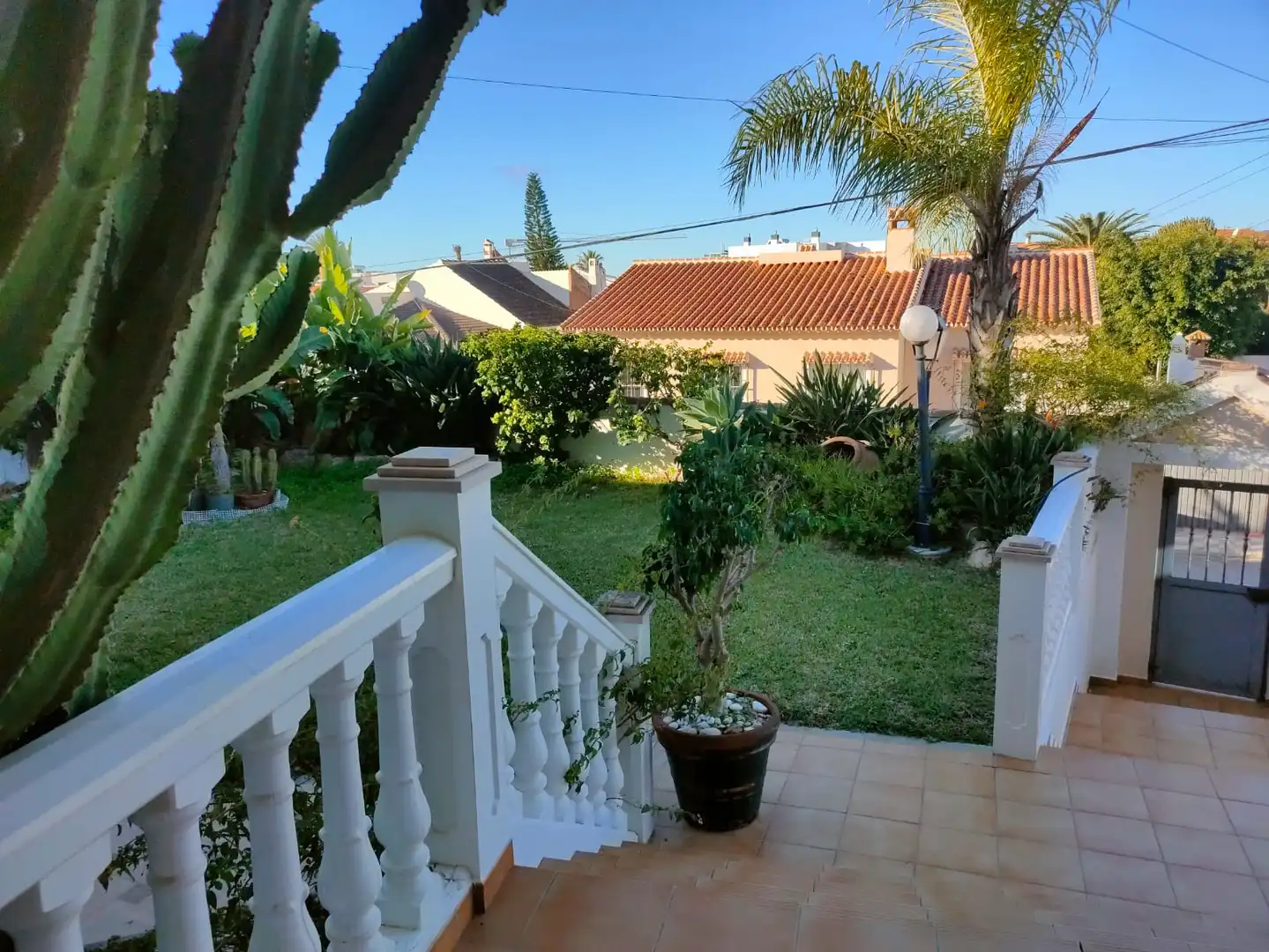 Detached house with garden for sale in Calle Poniente, imagen 2