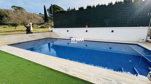 Montilivi, Girona  Villa independiente con piscina privada y amplio terreno, imatge 5