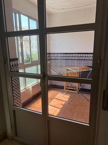 Piso en Alquiler en Amador de los rios en La Calzada - La Florida