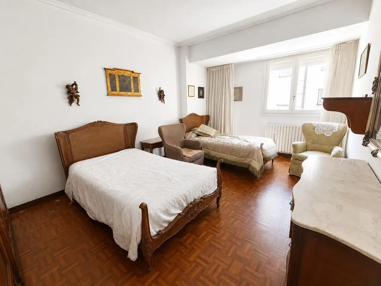 Dormitori de Pis en venda en Vitoria - Gasteiz amb Calefacció, Parquet i Terrassa