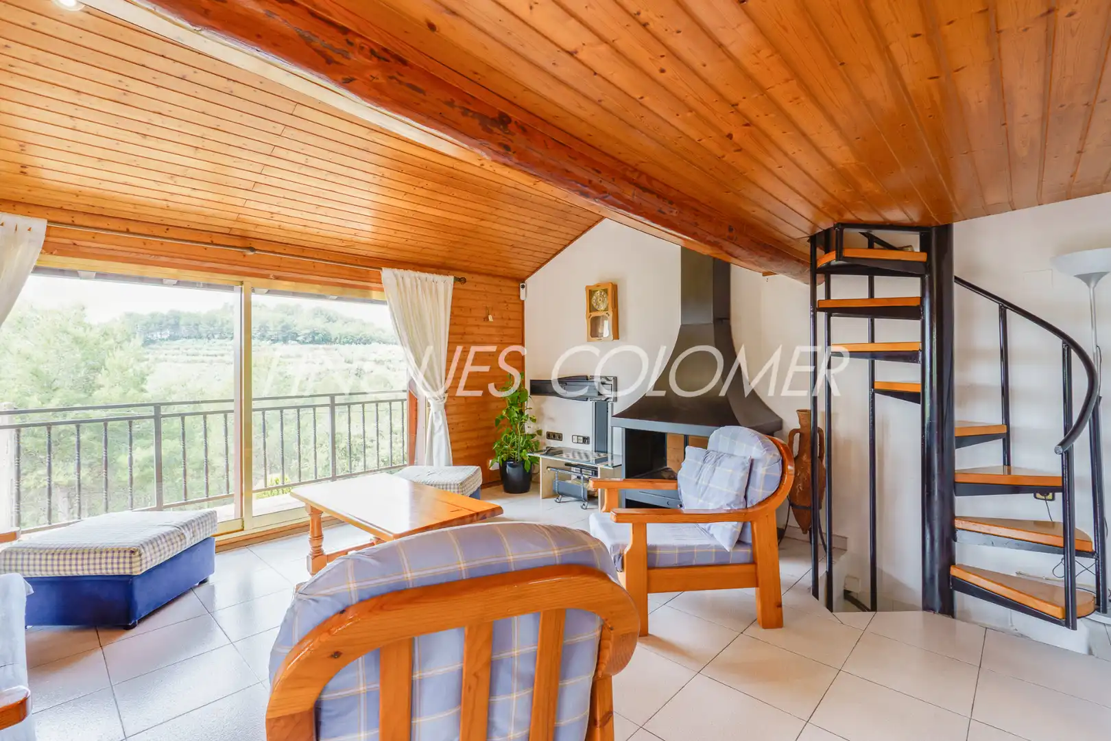 Living room of Houses for sale in Rubí  with Air Conditioner, Private garden and Parquet flooring