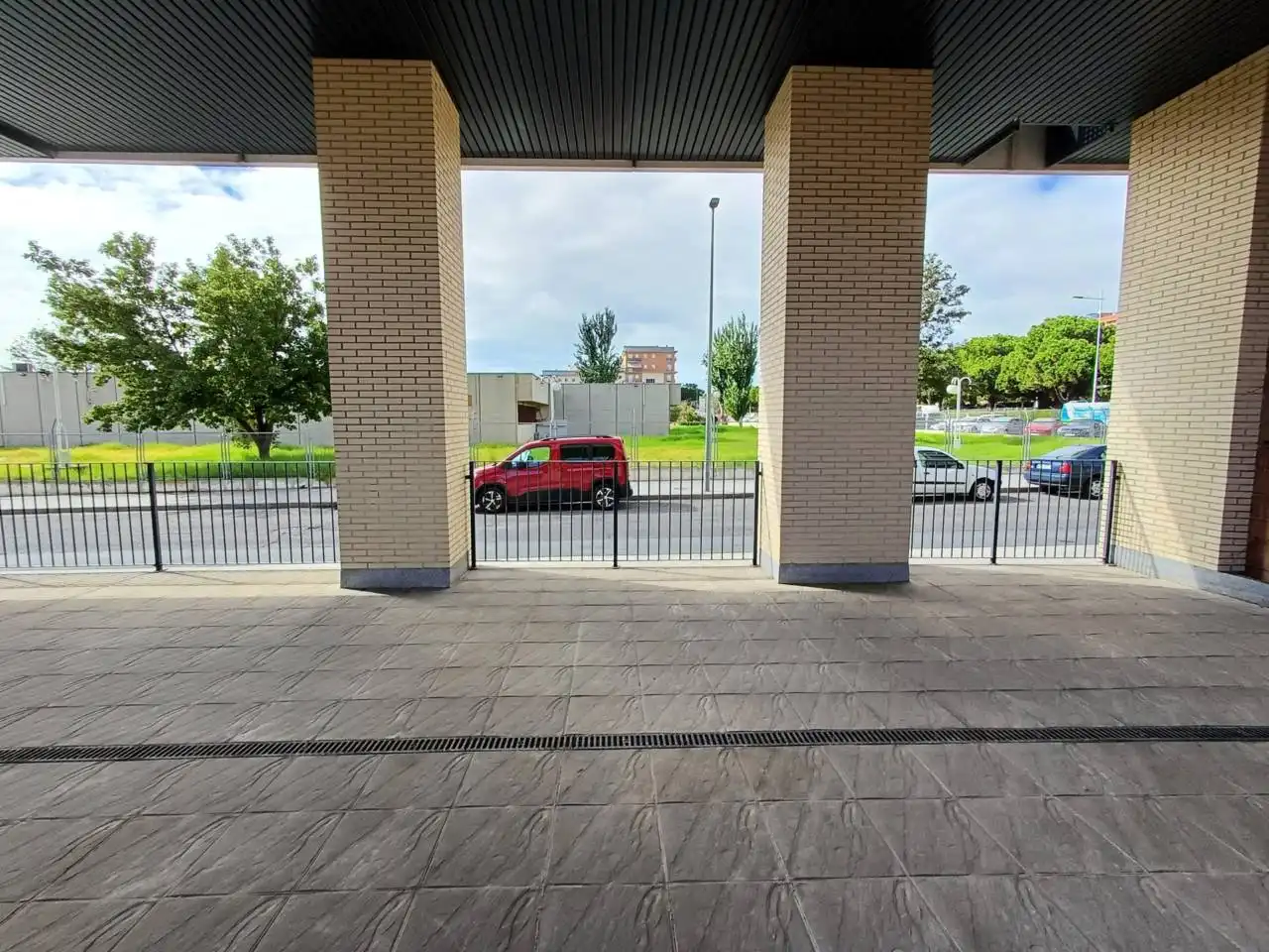 Parking of Commercial properties for rent in Huelva