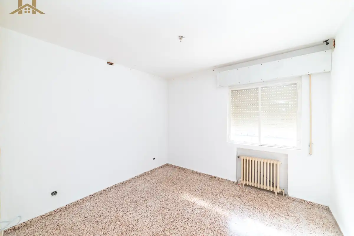 Bedroom of Houses for sale in Casarrubios del Monte  with Private garden, Terrace and Swimming Pool
