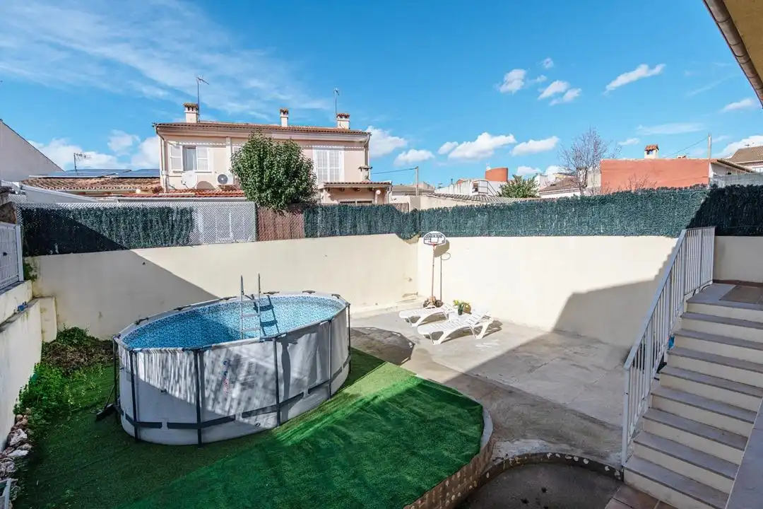 Piscina de Casa adosada en venda en Marratxí amb Terrassa i Balcó