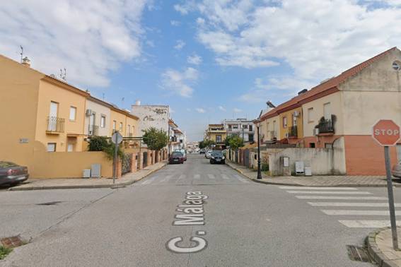 Casa-chalet en Venta en Calle Málaga en Santiponce