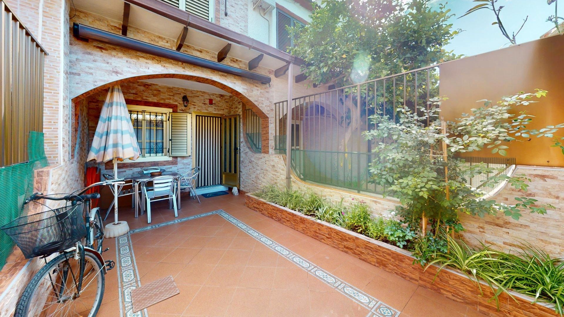 Garden of Single-family semi-detached for sale in Los Alcázares  with Heating, Private garden and Furnished