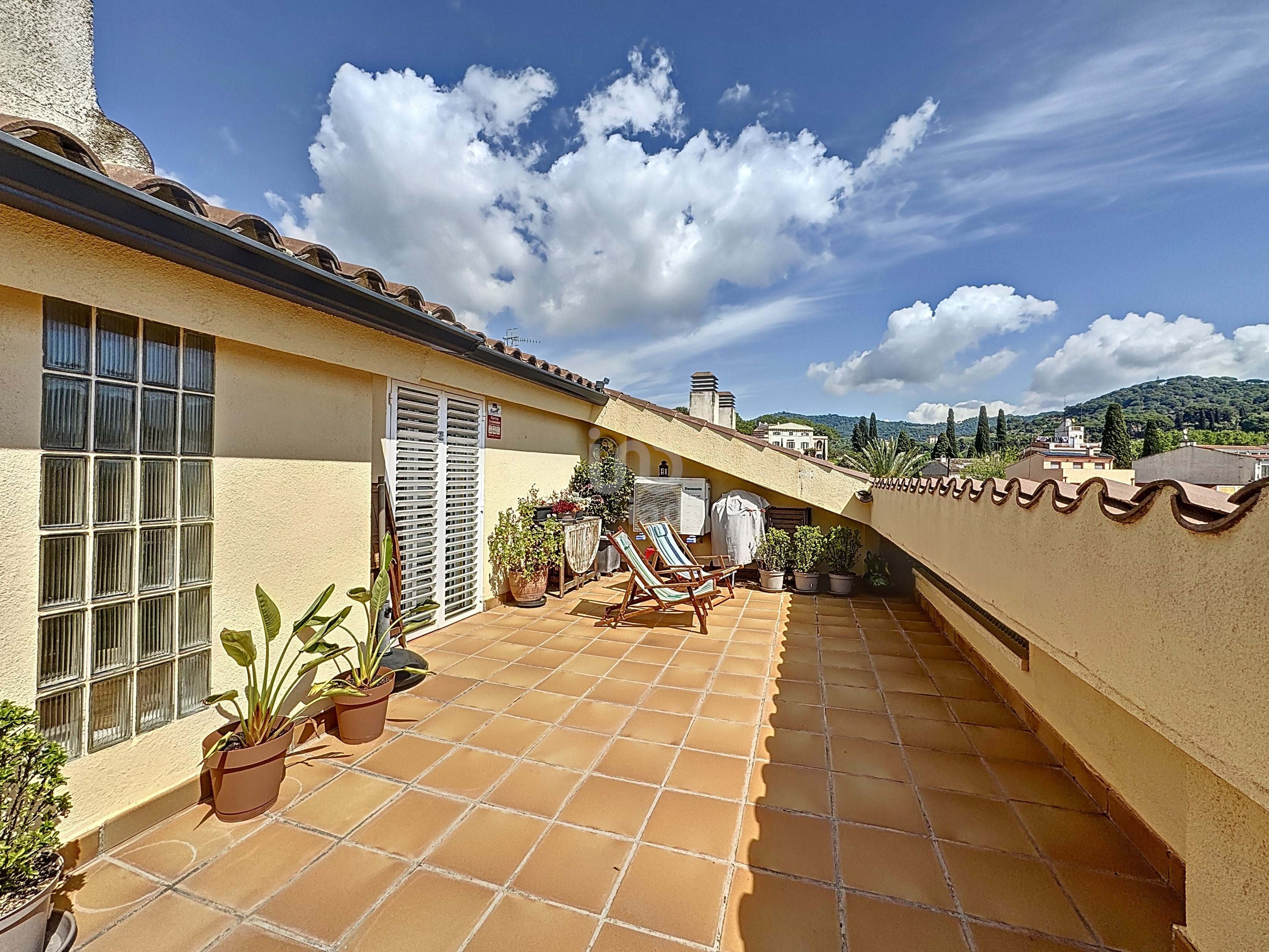 Terraza de Ático en venta en Alella con Aire acondicionado, Calefacción y Terraza