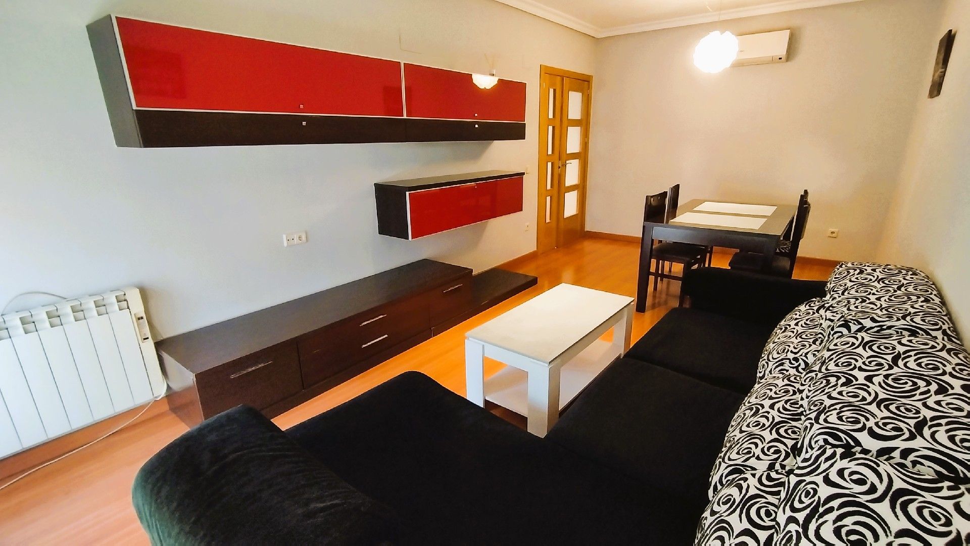 Sala d'estar de Pis en venda en Consuegra amb Moblat