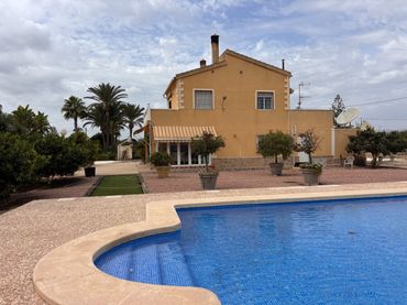 Xalet amb piscina en venda a Camino Viejo de Elche a Santa Pola