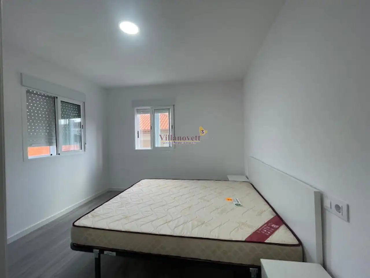 Habitación de Apartamento de alquiler en Vigo  con Amueblado