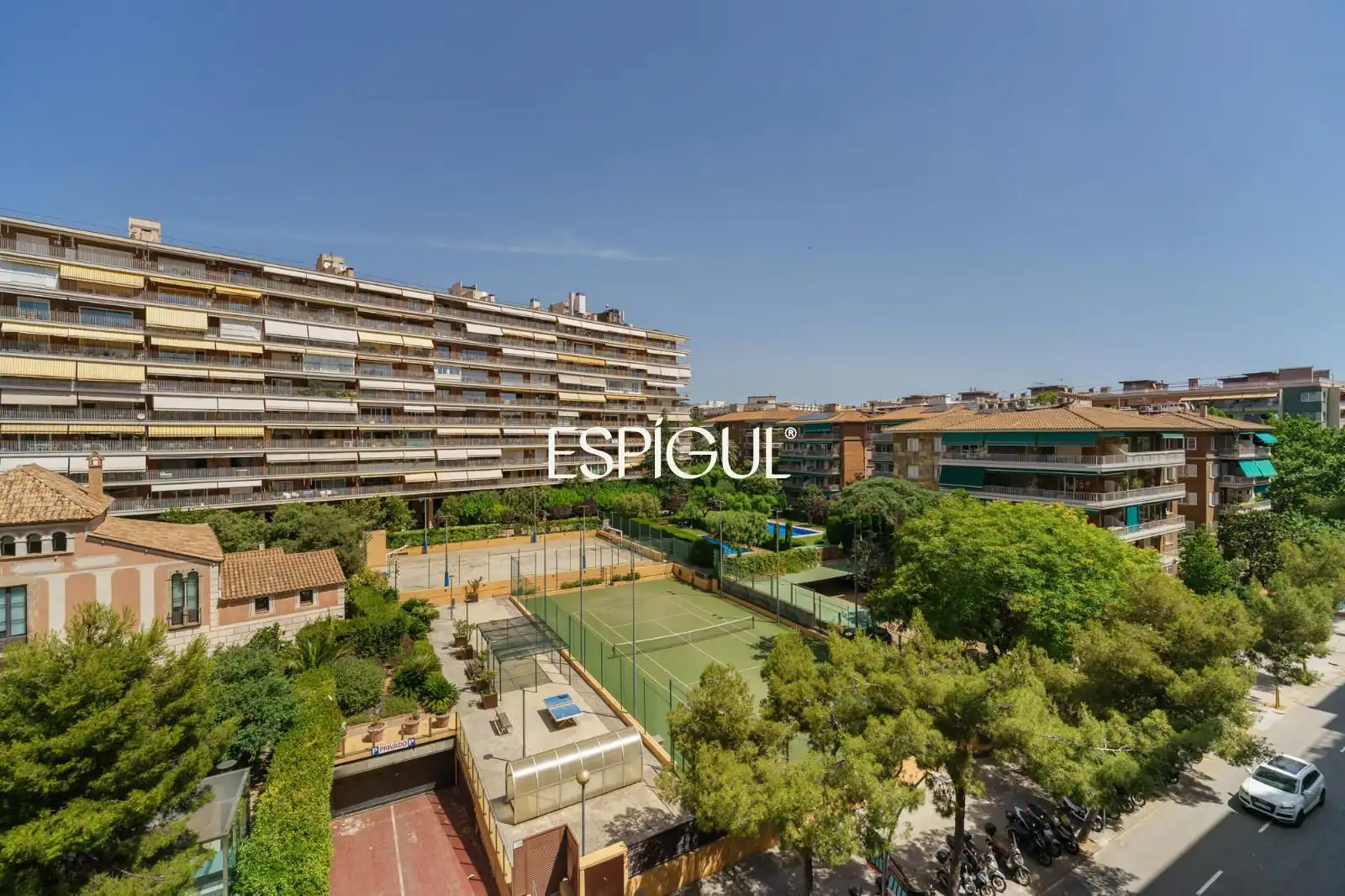 Habitación de Piso en venta en Barcelona con Calefacción, Parquet y Terraza