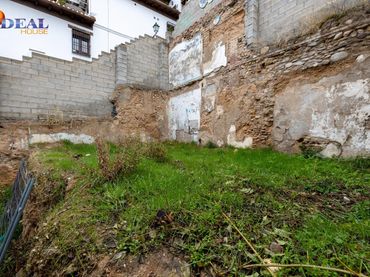 Residential land for sale in Calle Calle Alta de Cartuja 8