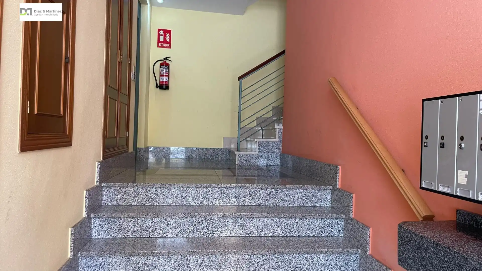 Pis en venda en San Andrés del Rabanedo amb Calefacció, Parquet i Traster
