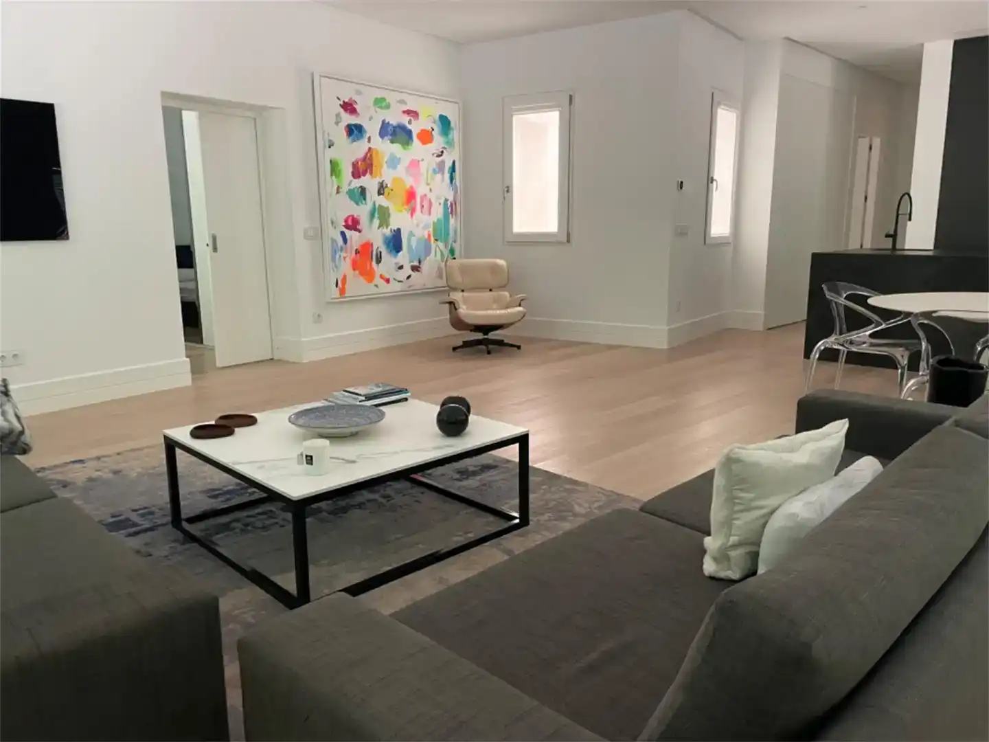 Sala d'estar de Pis en venda en Ourense Capital  amb Aire condicionat, Parquet i Traster