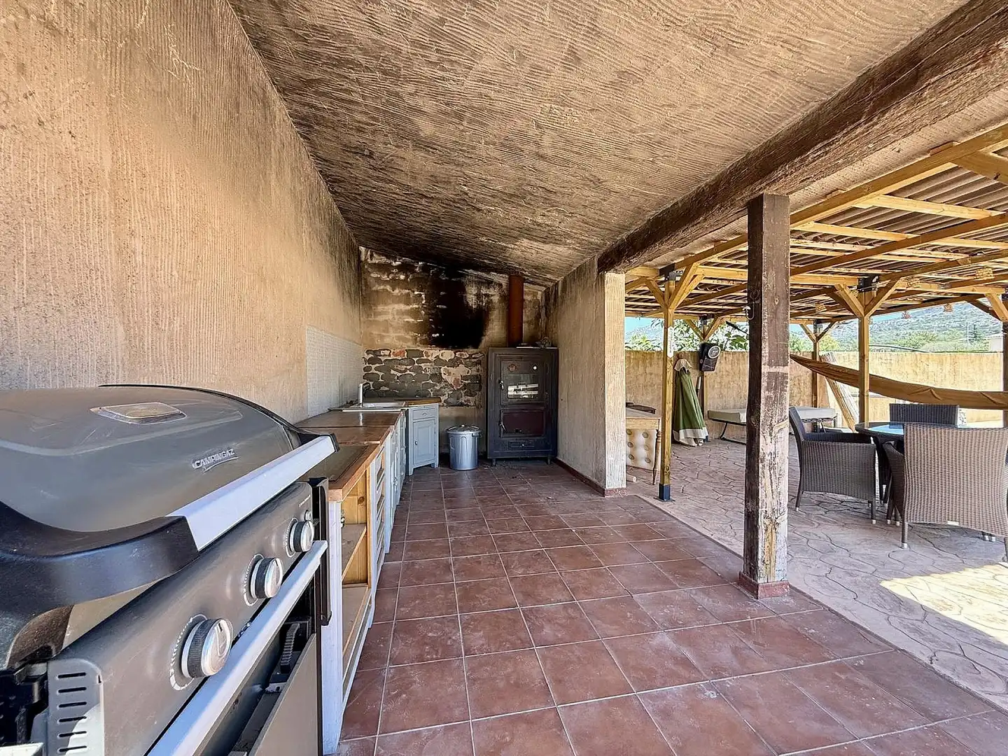 Cuina de Finca rústica en venda en Villena amb Terrassa