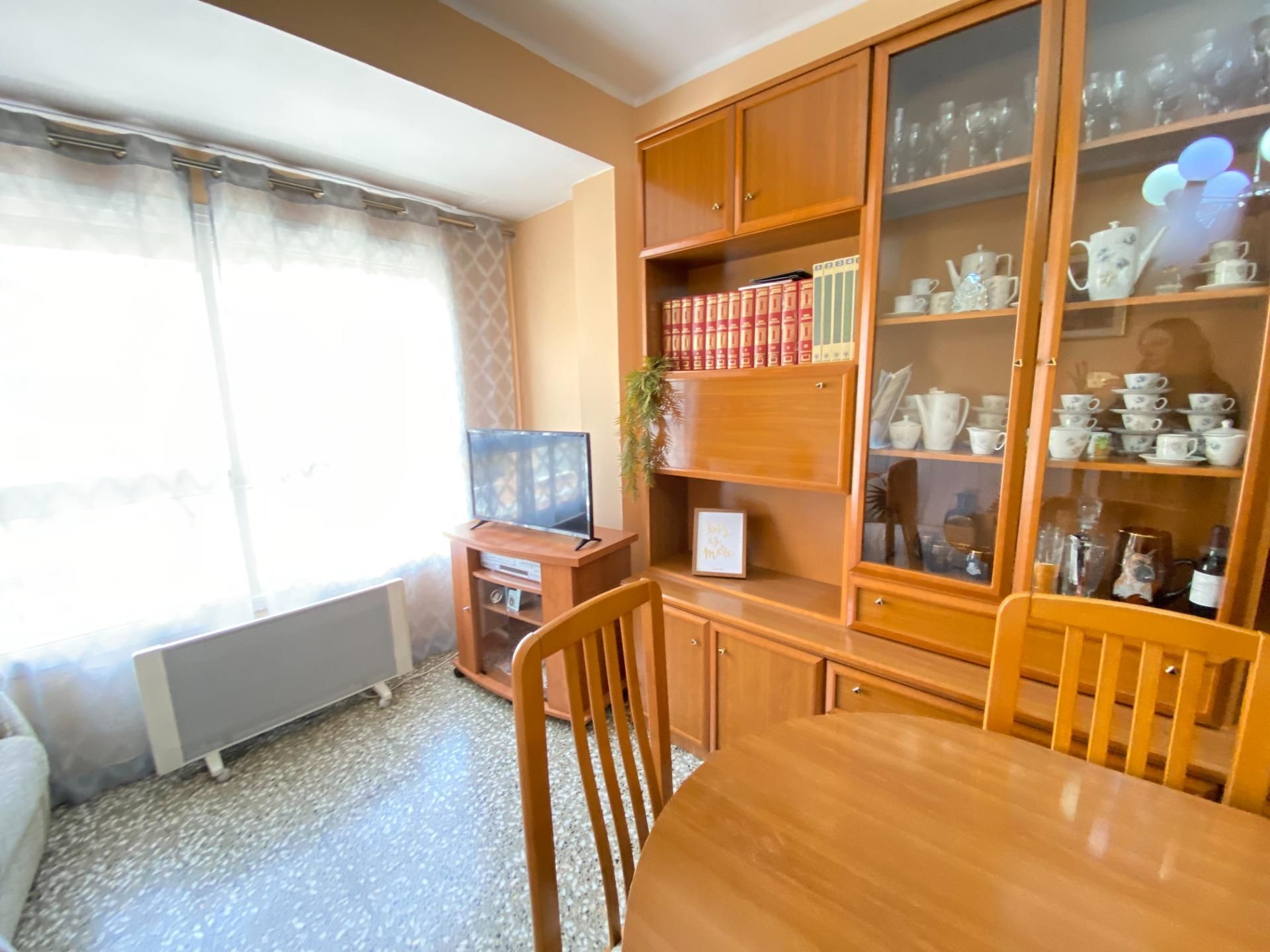 Living room of Flat for sale in Requena  with Storage room