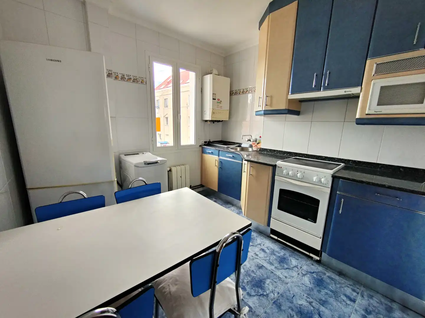 Kitchen of Flat for rent in Santander  with Heating and Parquet flooring