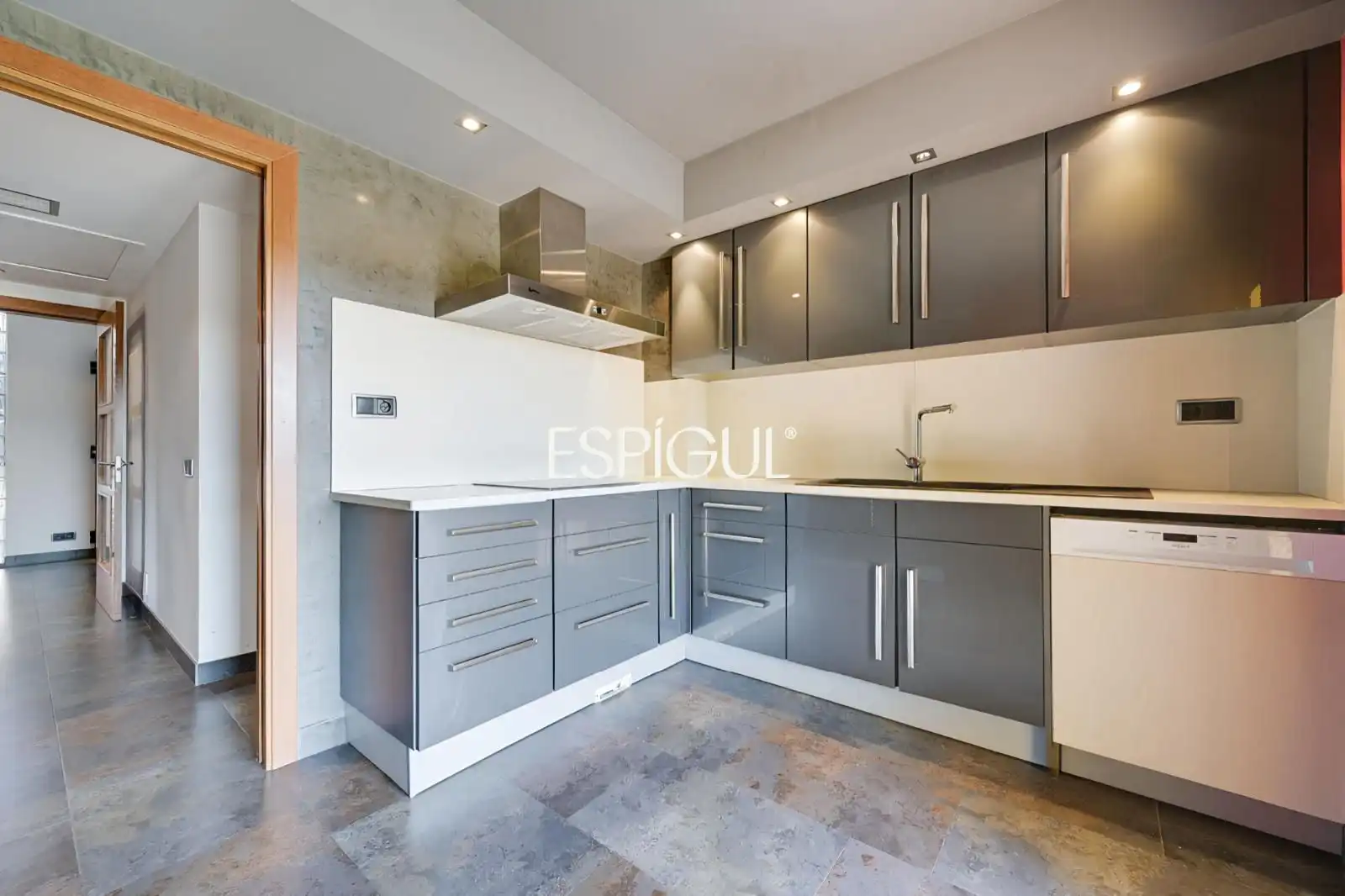 Kitchen of Houses for sale in L'Escala  with Heating, Swimming Pool and Furnished