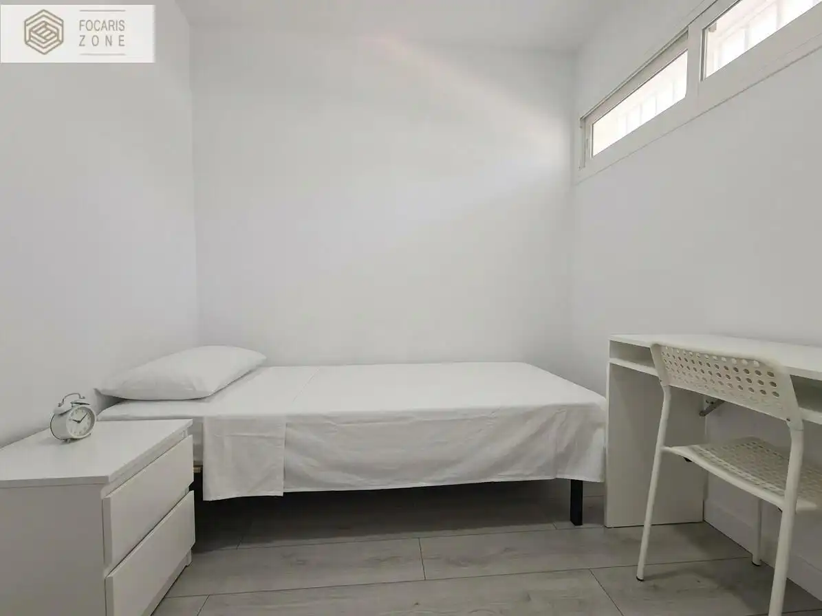 Dormitori de Pis en venda en Benalmádena amb Aire condicionat, Terrassa i Balcó