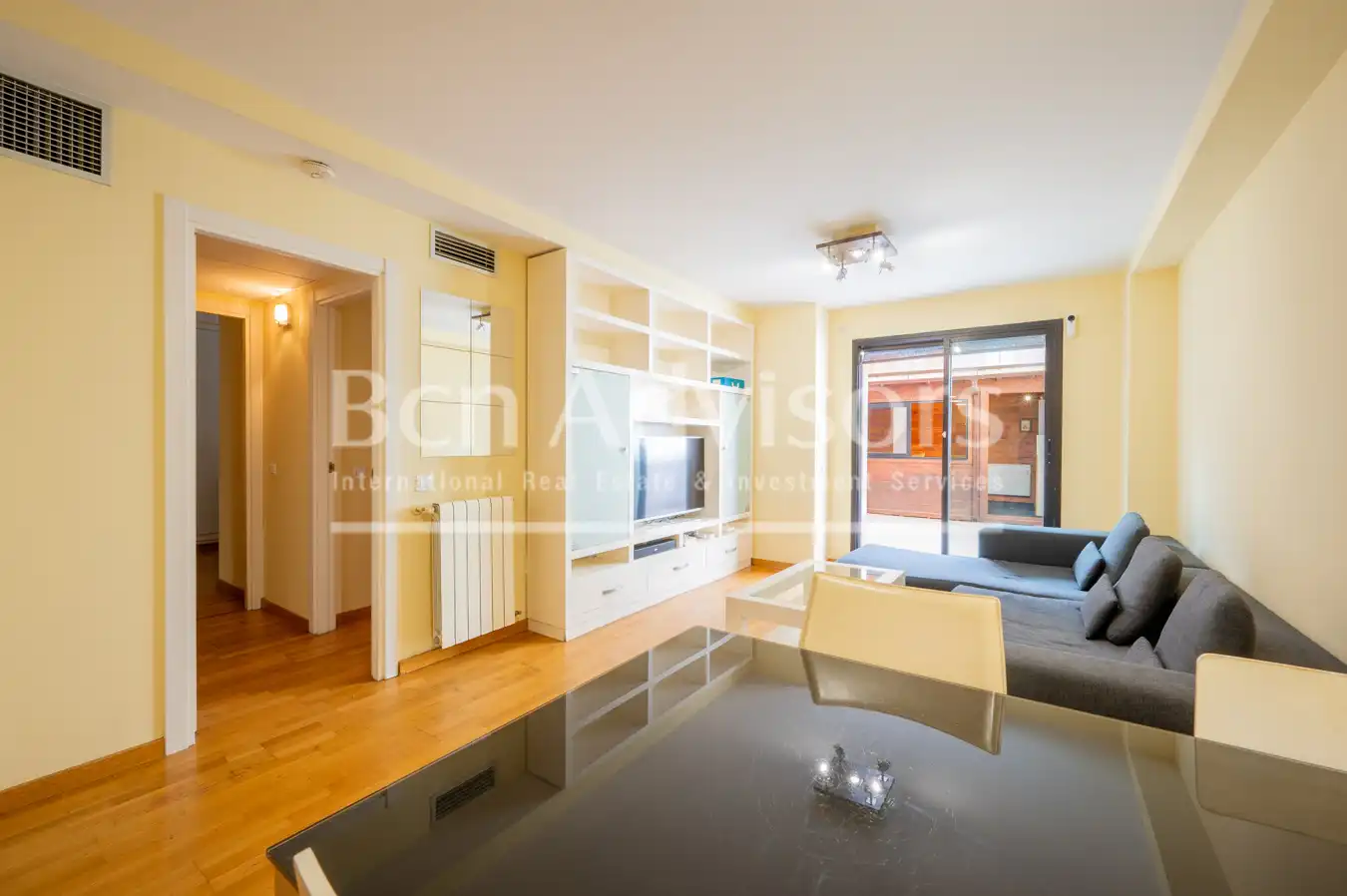 Living room of Flat for sale in Barcelona  with Air Conditioner, Heating and Parquet flooring