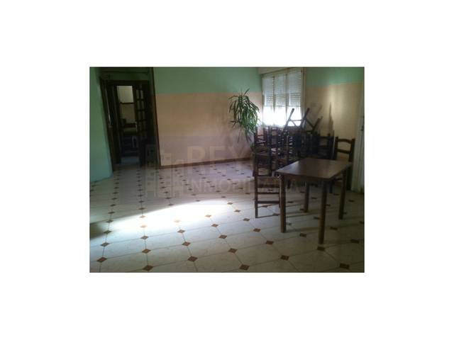 Piso en Venta en Baños de Río Tobía