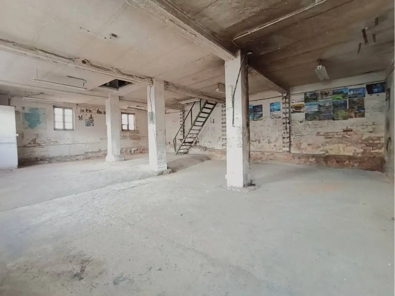 Commercial properties for sale in Burgos