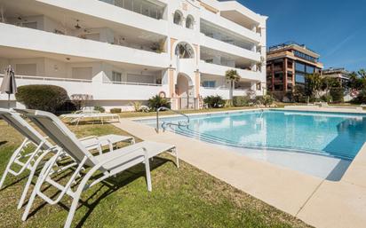 Piscina de Apartament en venda en Marbella amb Aire condicionat, Terrassa i Traster