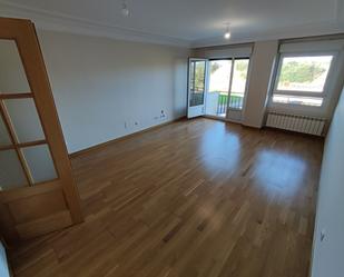 Living room of Flat for sale in Grijota  with Terrace and Balcony