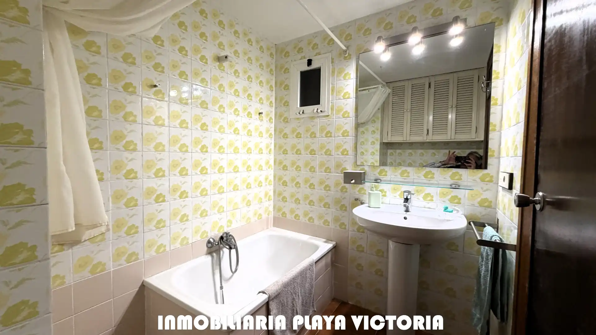 Badezimmer von Wohnung zum Verkauf in Cádiz mit Terrasse