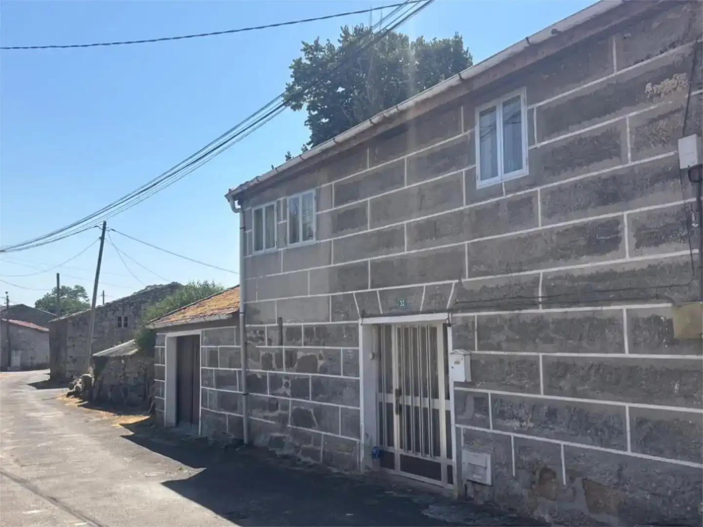 Vista exterior de Piso en venta en Sandiás con Jardín privado, Trastero y Amueblado
