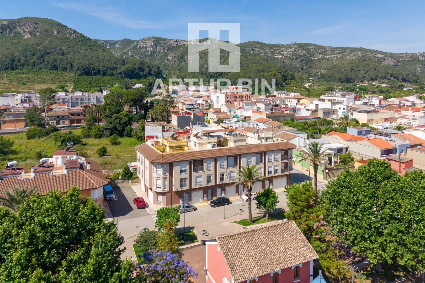 Vista exterior de Casa adosada en venta en Alzira con Aire acondicionado, Calefacción y Terraza