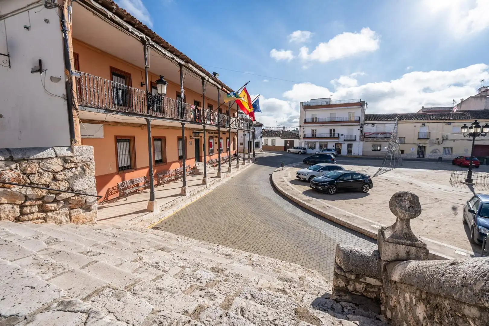 Außenansicht von Gebäude zum Verkauf in Belmonte de Tajo
