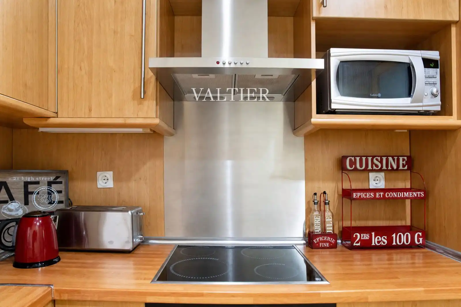 Kitchen of Flat for rent in Madrid  with Air Conditioner and Furnished