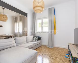 Living room of Flat for sale in  Madrid Capital  with Air Conditioner