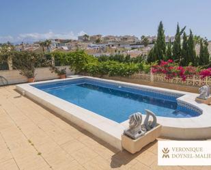 Piscina de Casa o xalet en venda en Vélez-Málaga