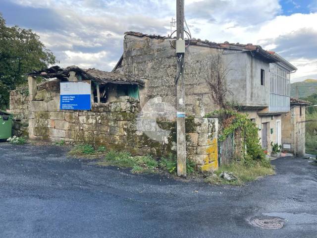 Casa adosada en Venta en Esgos