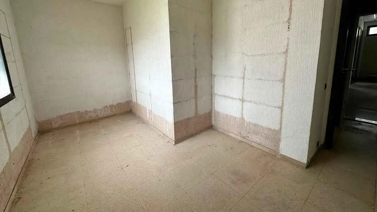 Local en venta en Cistierna