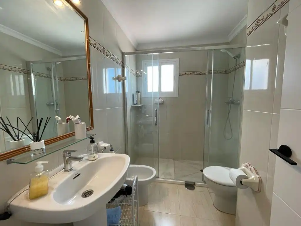Bathroom of Flat for rent in El Puerto de Santa María  with Terrace and Alarm