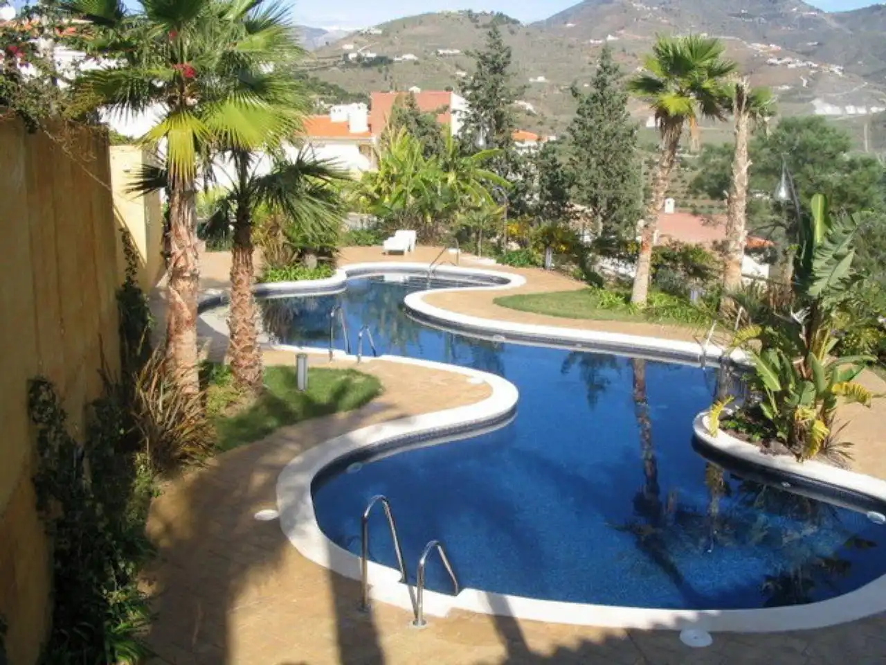 Piscina de Casa adosada en venta en Almuñécar con Aire acondicionado, Terraza y Amueblado