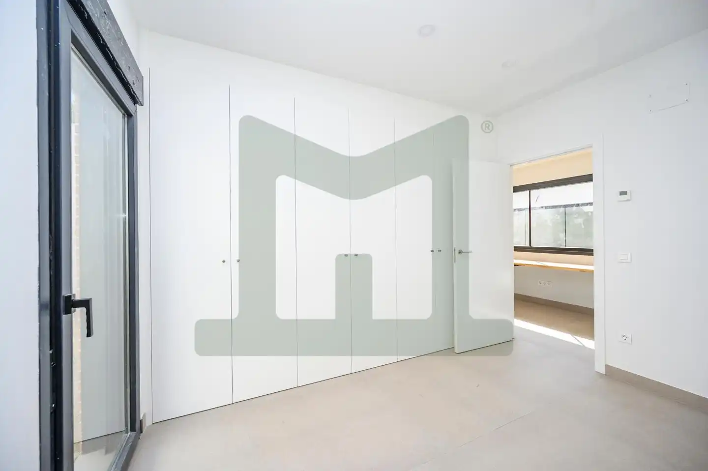 Habitación de Casa adosada en venta en Griñón con Calefacción, Jardín privado y Piscina