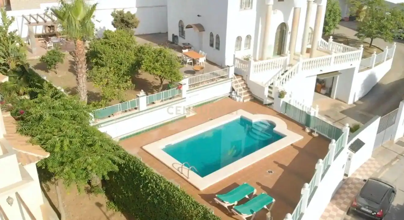 Casa o xalet en venda a Puertosol