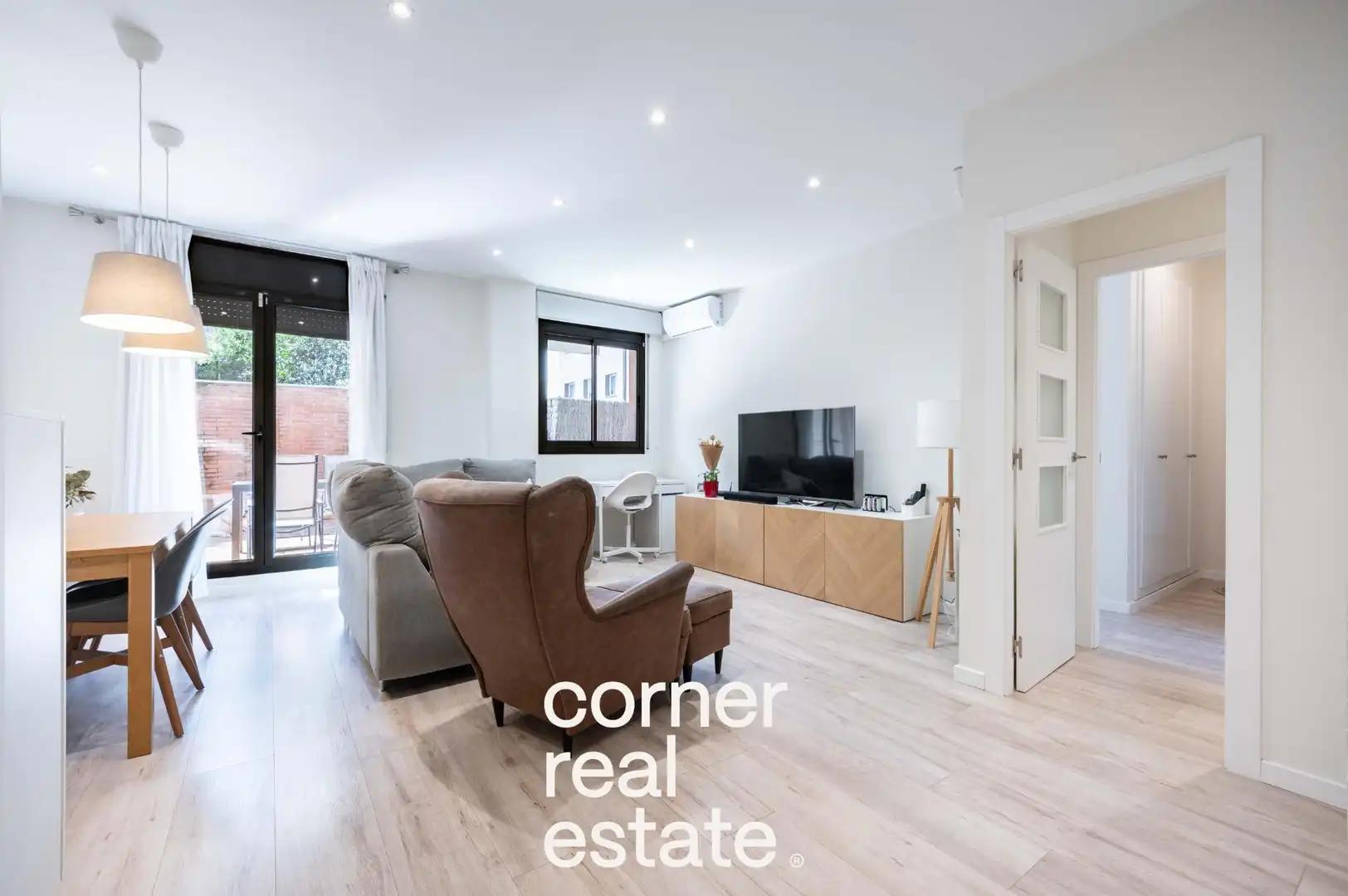 Exterior view of Ground floor for sale in Sant Cugat del Vallès  with Heating, Parquet flooring and Terrace