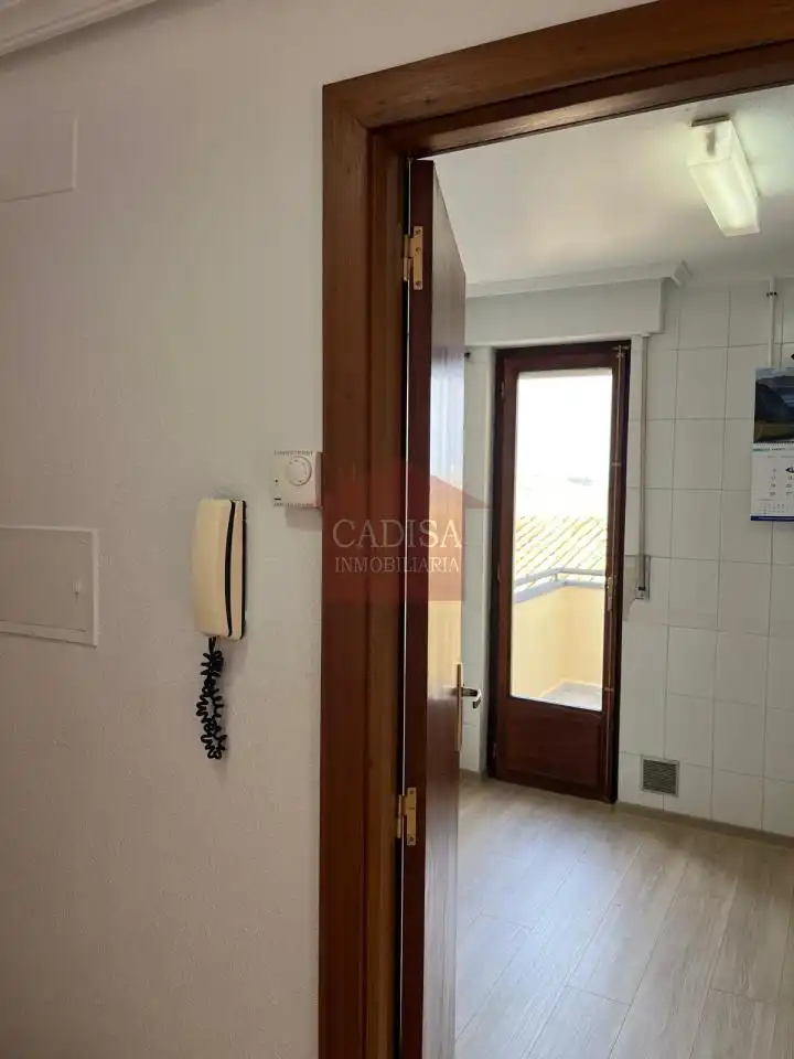 Piso en venta en Ledesma con Calefacción y Balcón