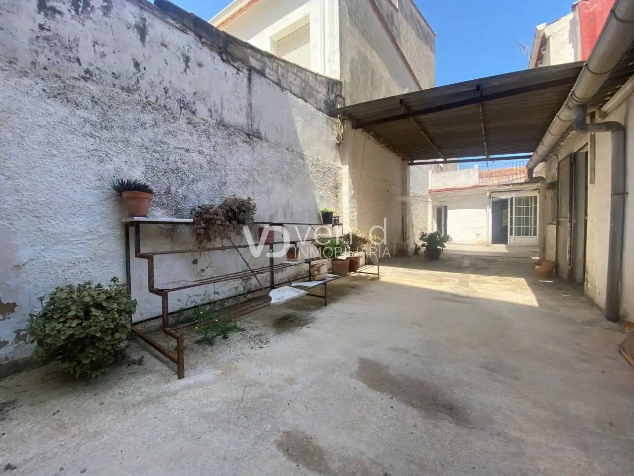 Vista exterior de Casa o xalet en venda en Enguera amb Calefacció, Jardí privat i Terrassa