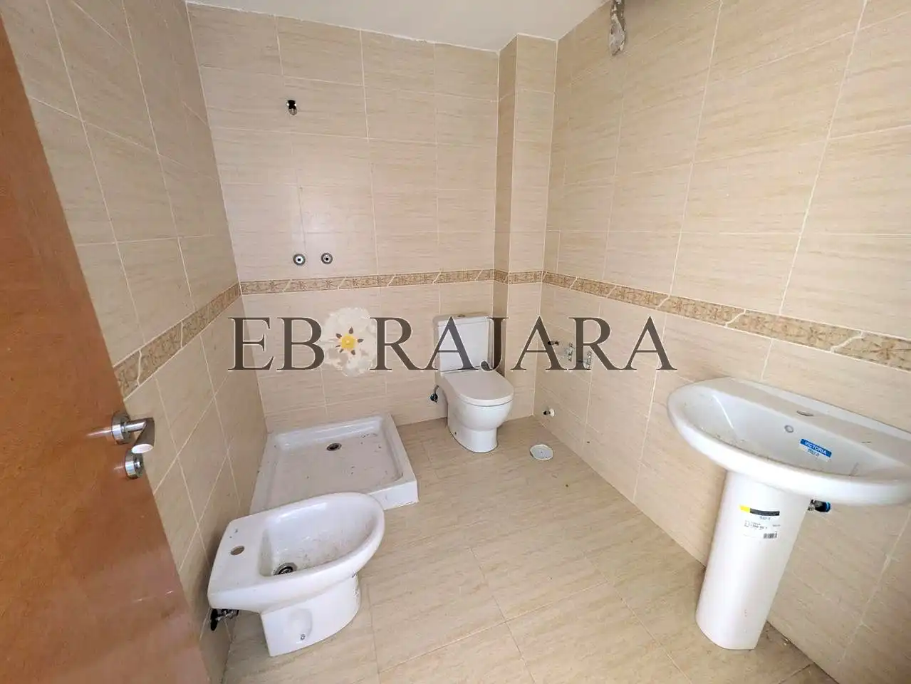 Baño de Casa adosada en venta en Lucillos con Jardín privado y Terraza