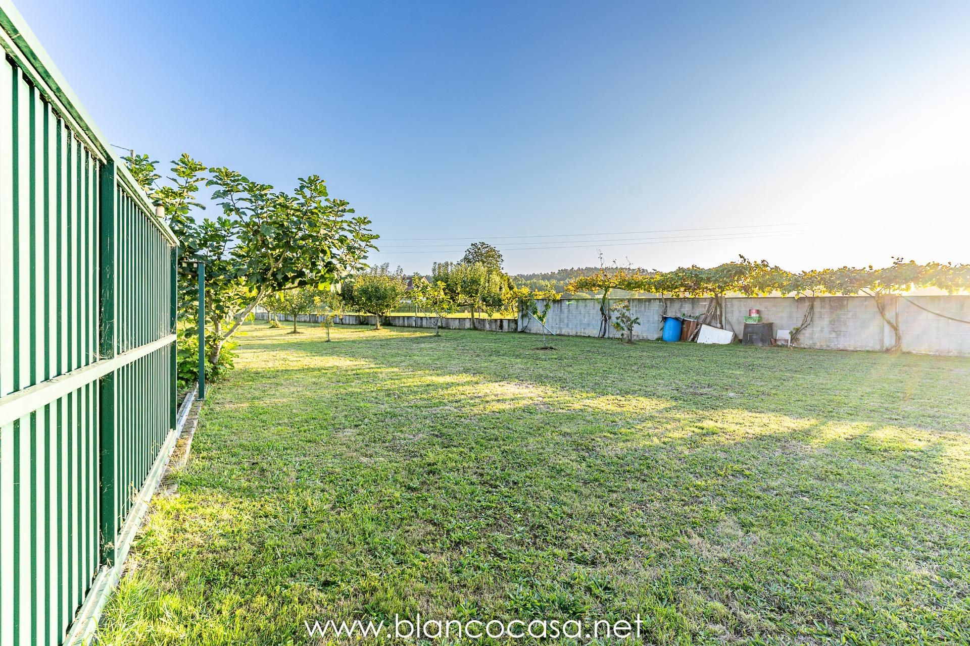 Jardí de Residencial en venda en Carballo