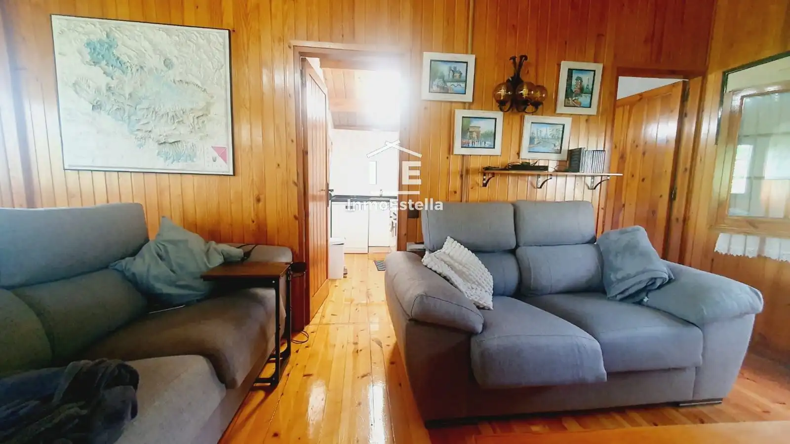 Sala d'estar de Casa o xalet en venda en Améscoa Baja amb Calefacció, Jardí privat i Terrassa
