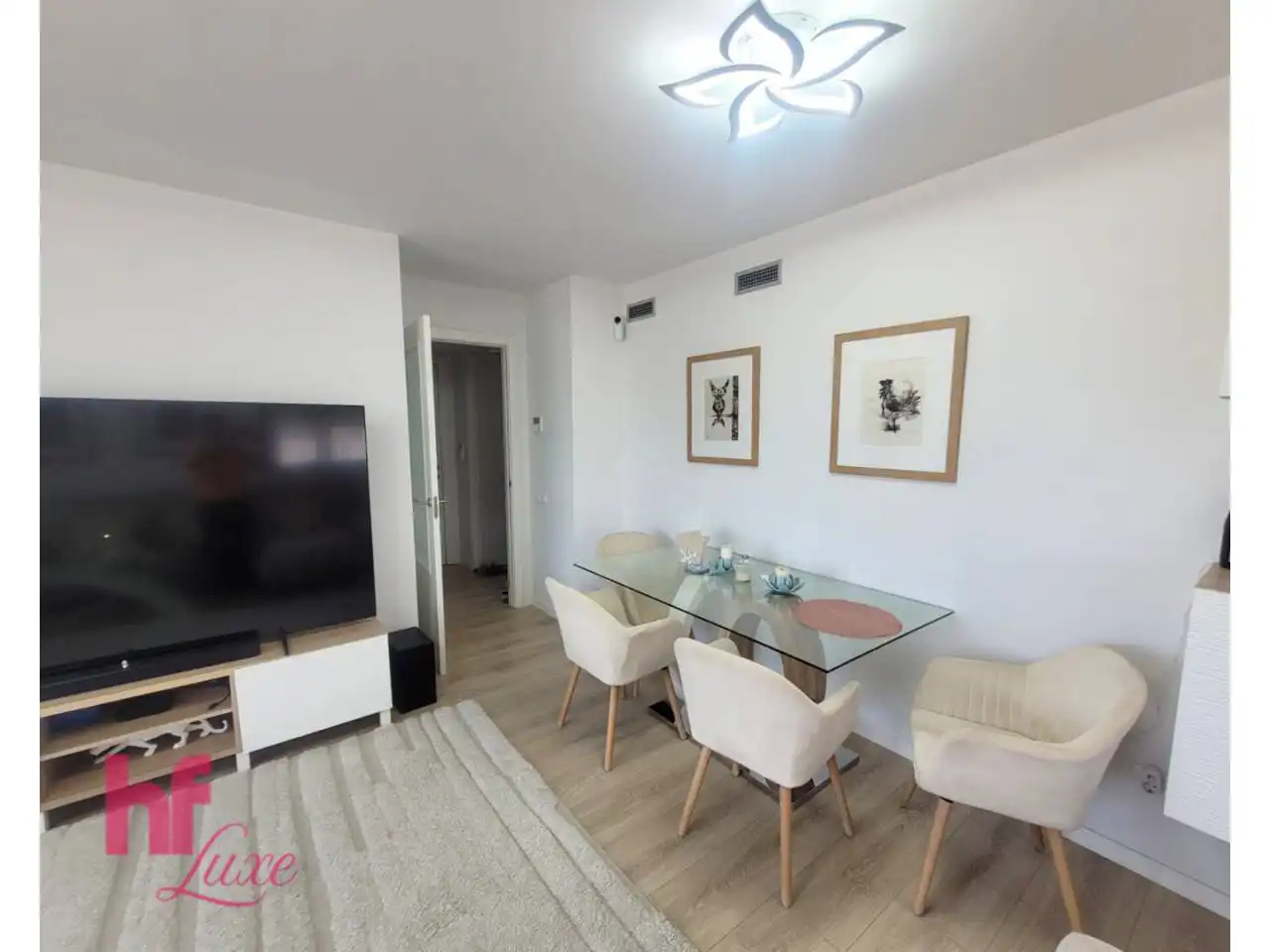 Comedor de Piso en venta en Sant Adrià de Besòs con Aire acondicionado, Calefacción y Parquet