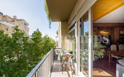 Balcony of Flat for sale in Sabadell  with Air Conditioner, Heating and Parquet flooring