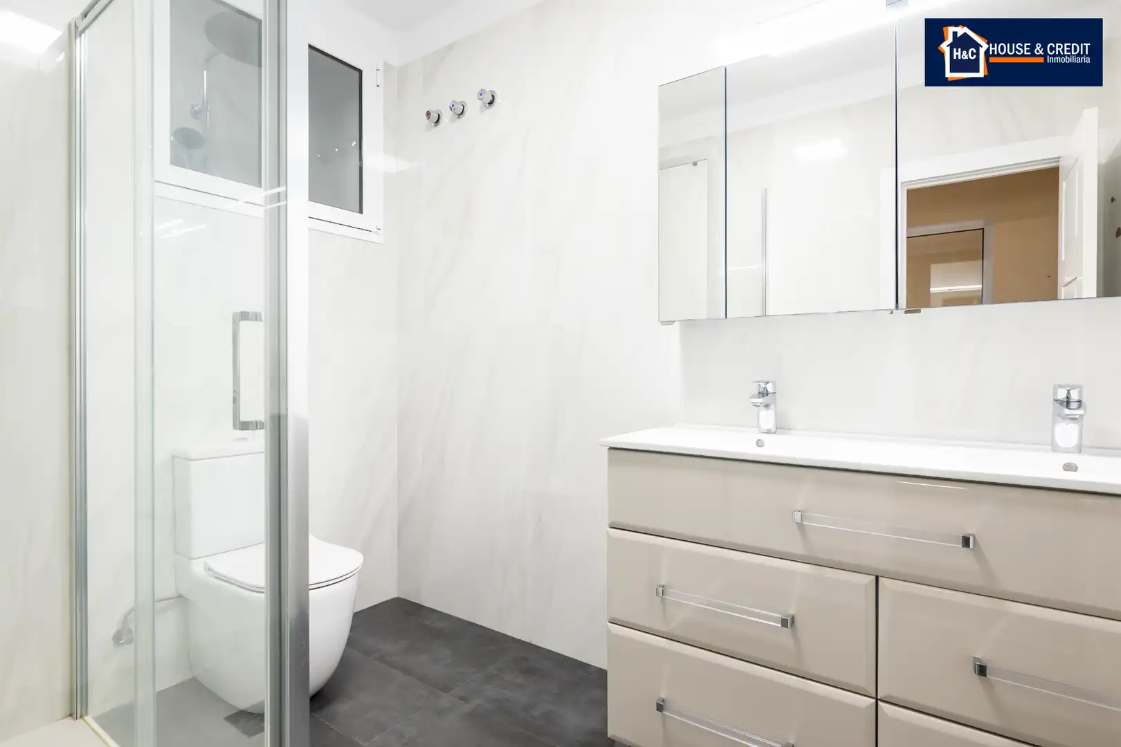 Badezimmer von Wohnung zum Verkauf in Las Palmas de Gran Canaria mit Terrasse und Alarm